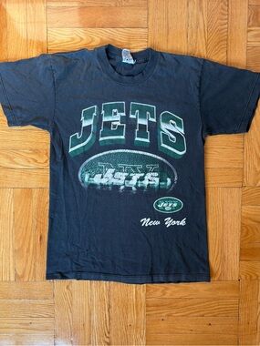 New York Jets Black Vintage Graphic Tee - Men's Short Sleeve Shirt M